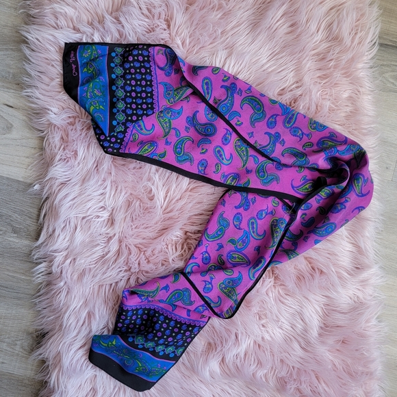 Vintage Carol Little Sheer Scarf - Picture 8 of 8